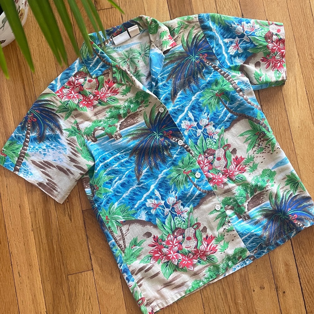 Vintage 80’s Avon Fashions Women’s Hawaiian Shirt Tropical Palm Trees Ukulele M